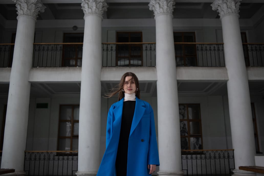 Юлия, тренер по бальным танцам, 21 год